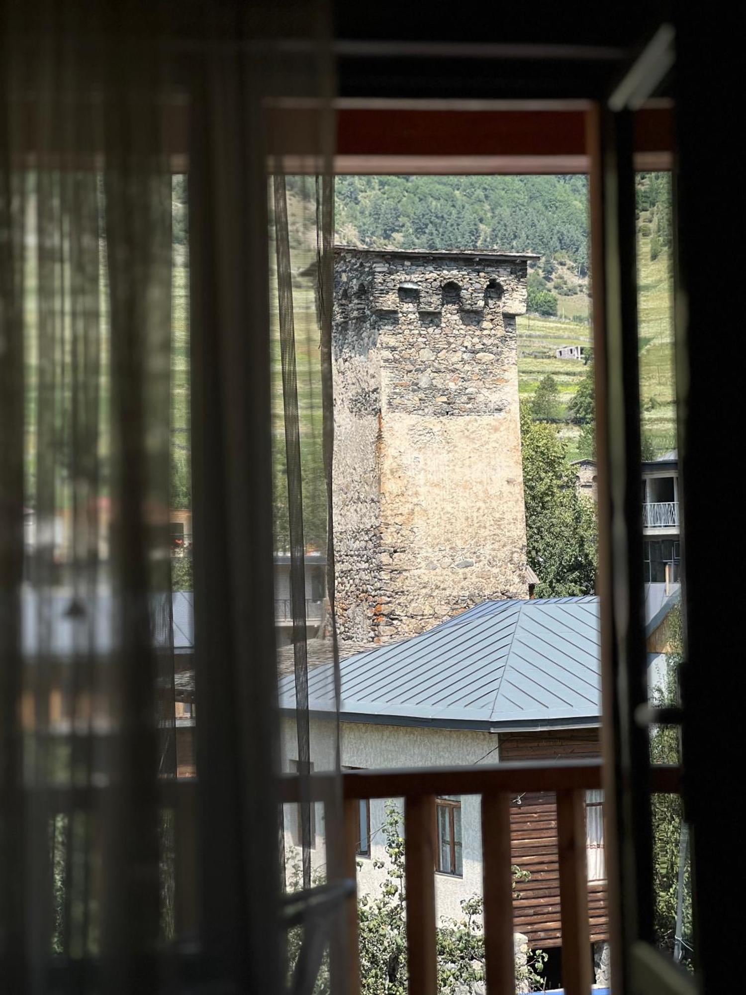 Hotel Svanseti Mestia Eksteriør billede