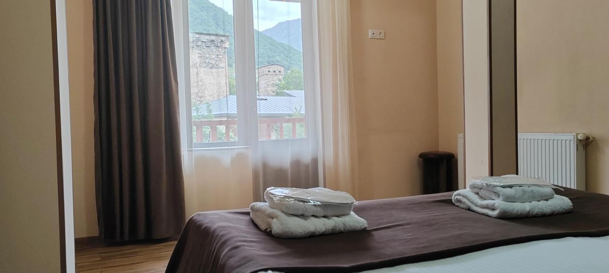 Hotel Svanseti Mestia Eksteriør billede