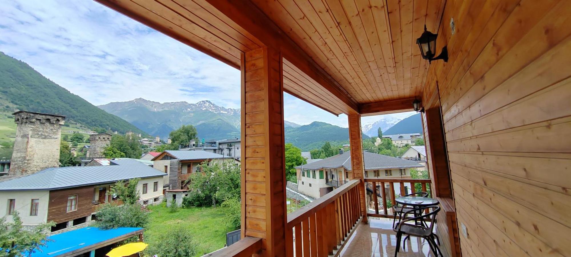 Hotel Svanseti Mestia Eksteriør billede